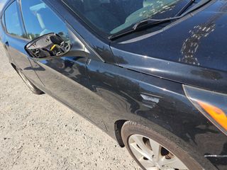 2012 Hyundai Accent SE - Primary Damage Right Image